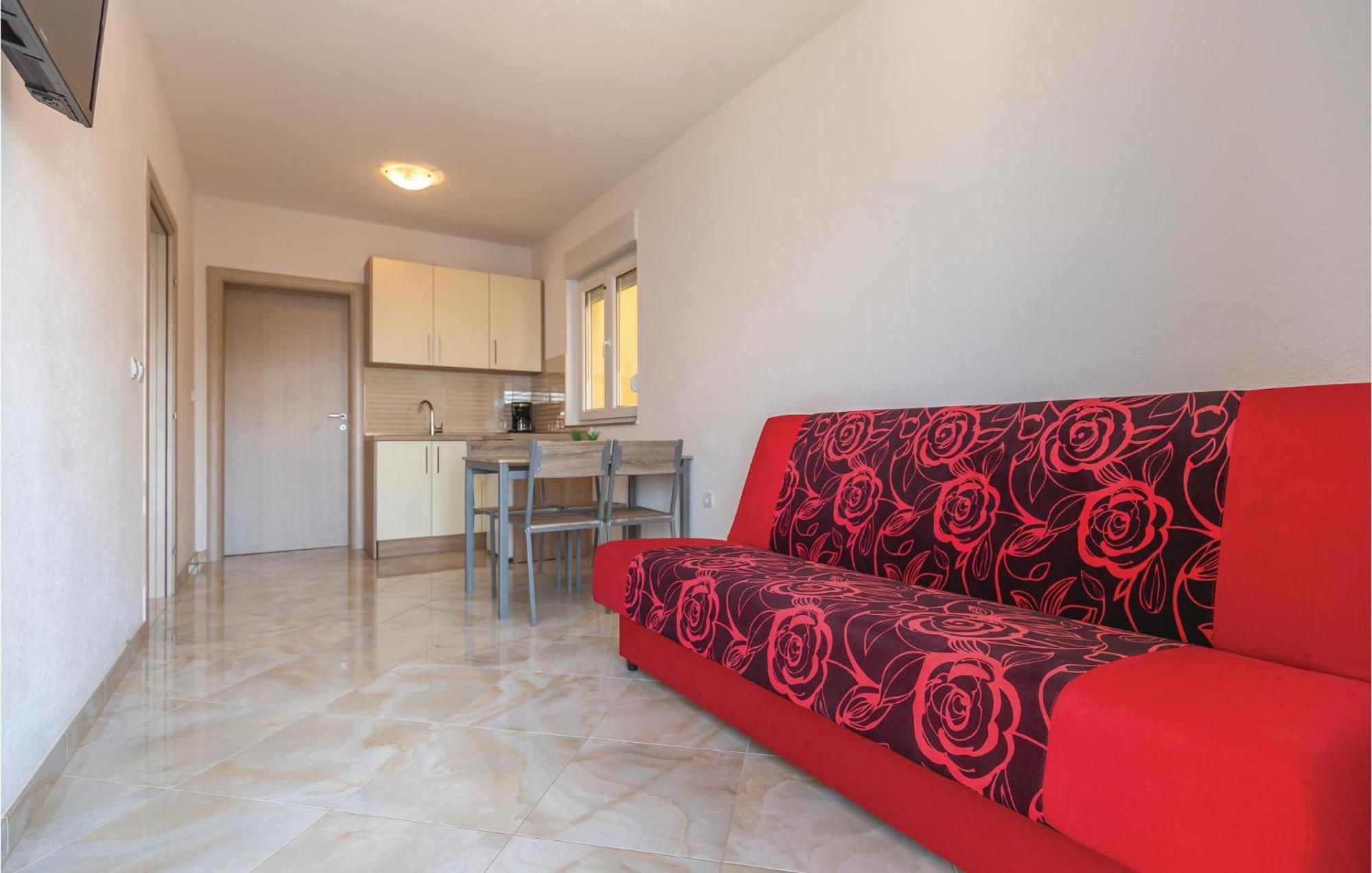 Nice Apartment In Krvavica With House Sea View Extérieur photo